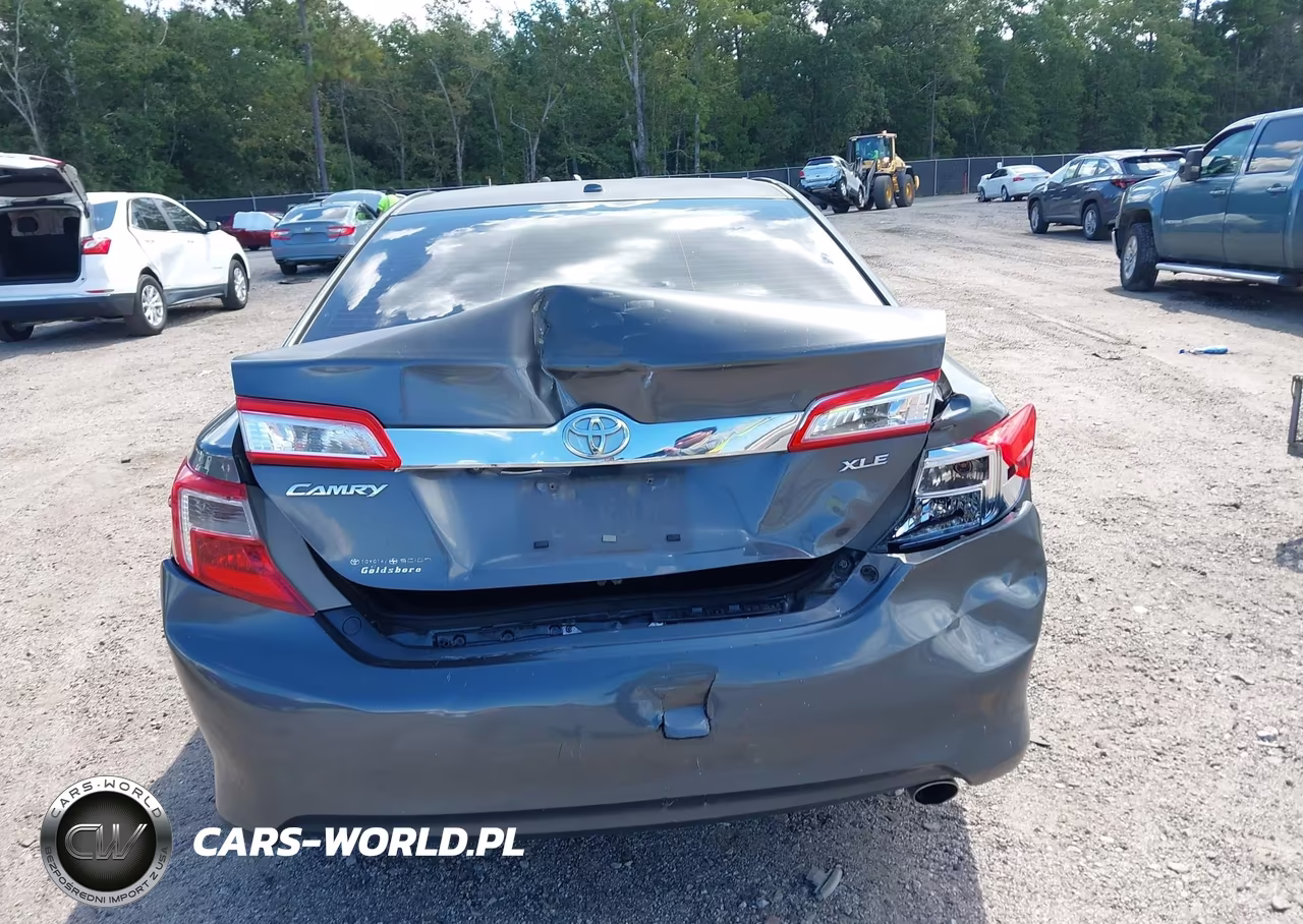 2012 Toyota Camry Xle VIN:4T1BF1FK0CU585452 - 16