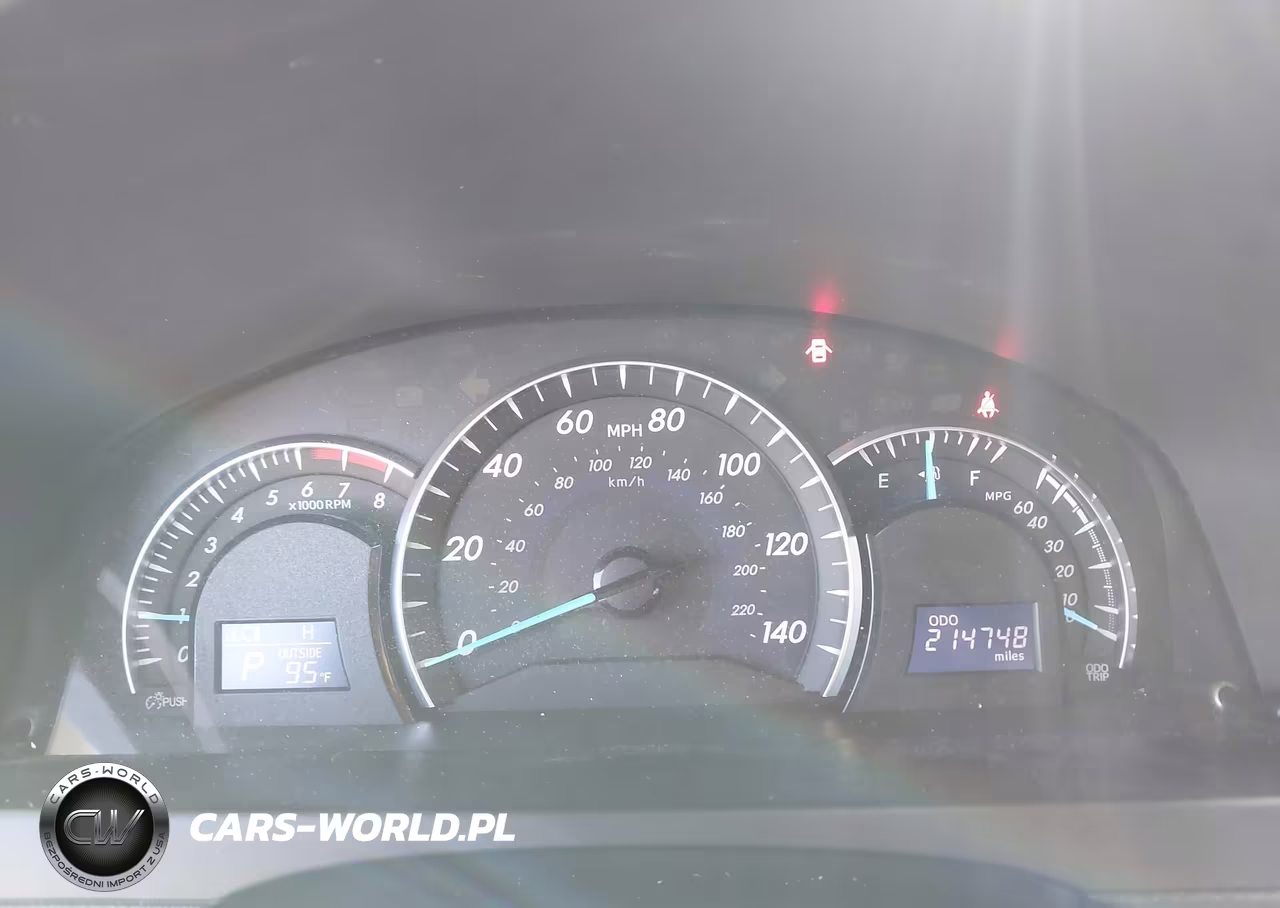 2012 Toyota Camry Xle VIN:4T1BF1FK0CU585452 - 7