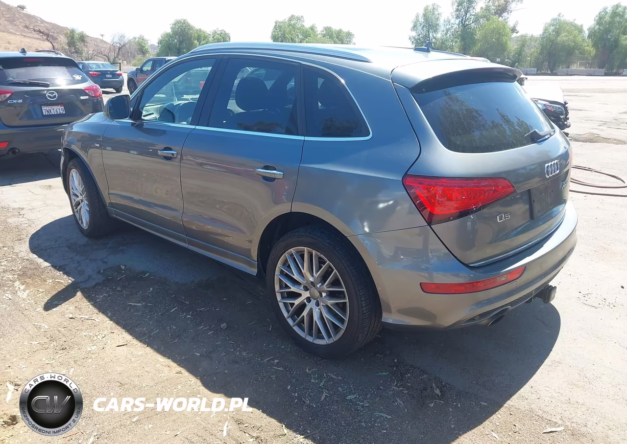 2017 Audi Q5 2.0T Premium VIN:WA1M2AFP5HA043318 - 3