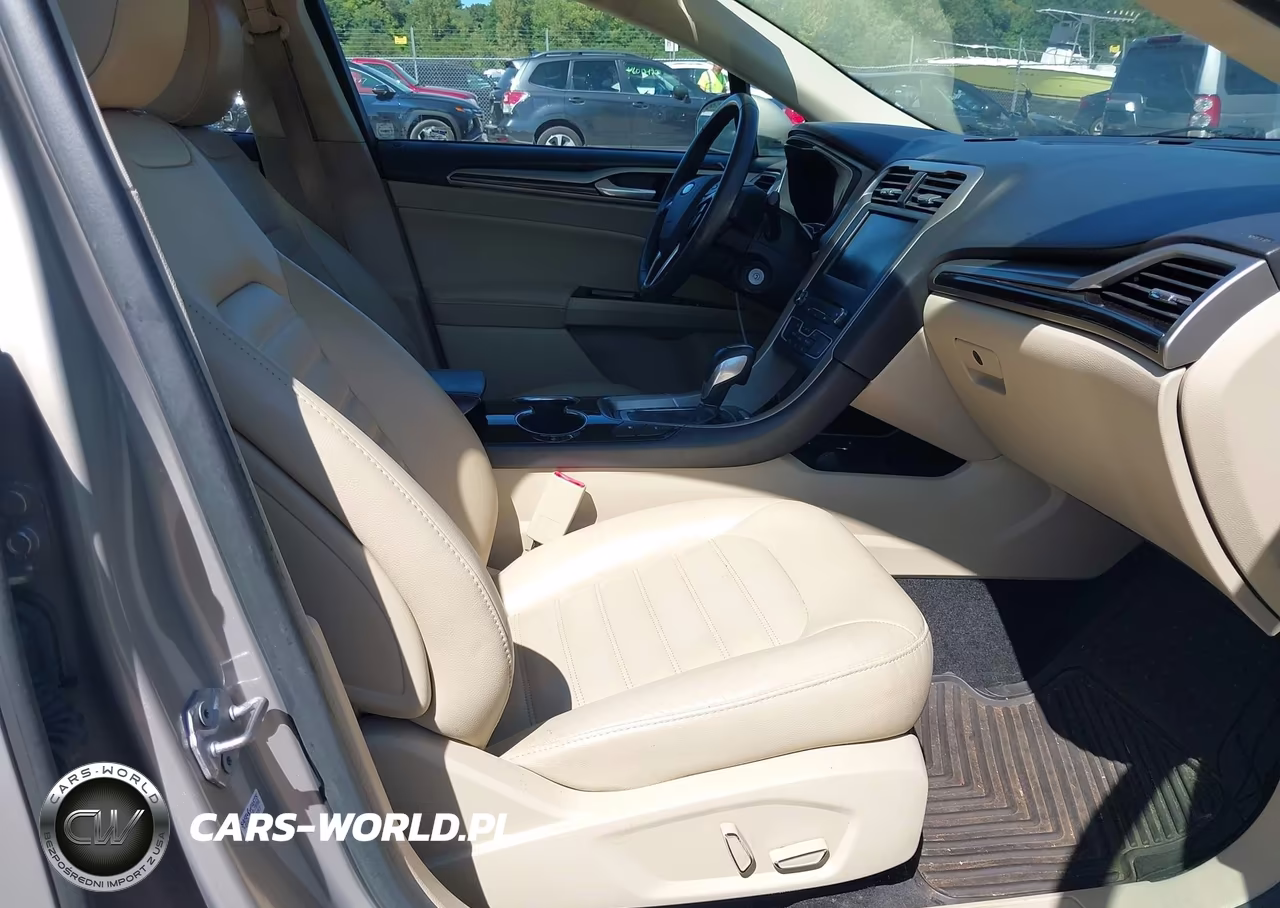 2016 Ford Fusion Energi Se Luxury VIN:3FA6P0PU7GR170290 - 5