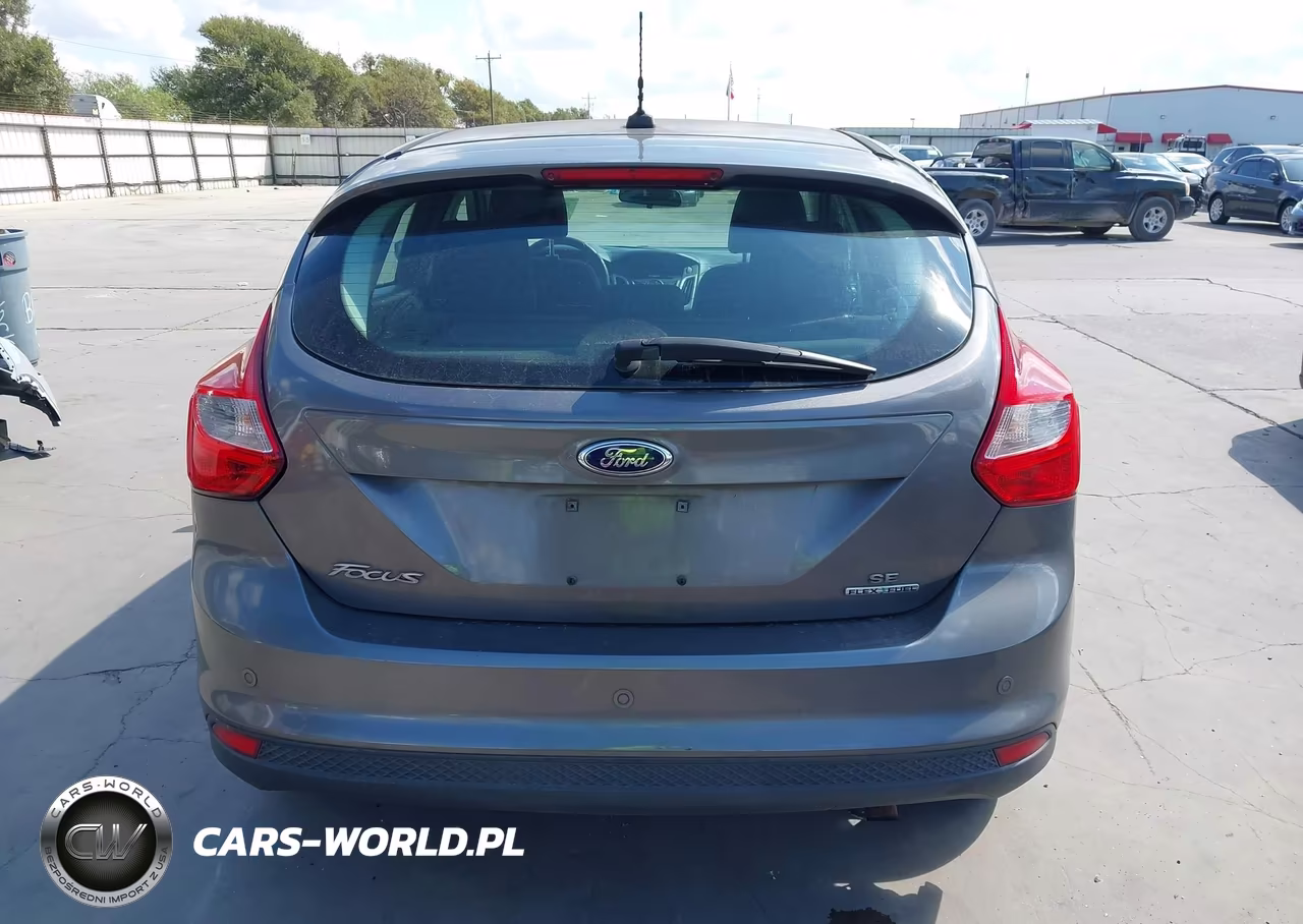 2014 Ford Focus Se VIN:1FADP3K22EL283087 - 16