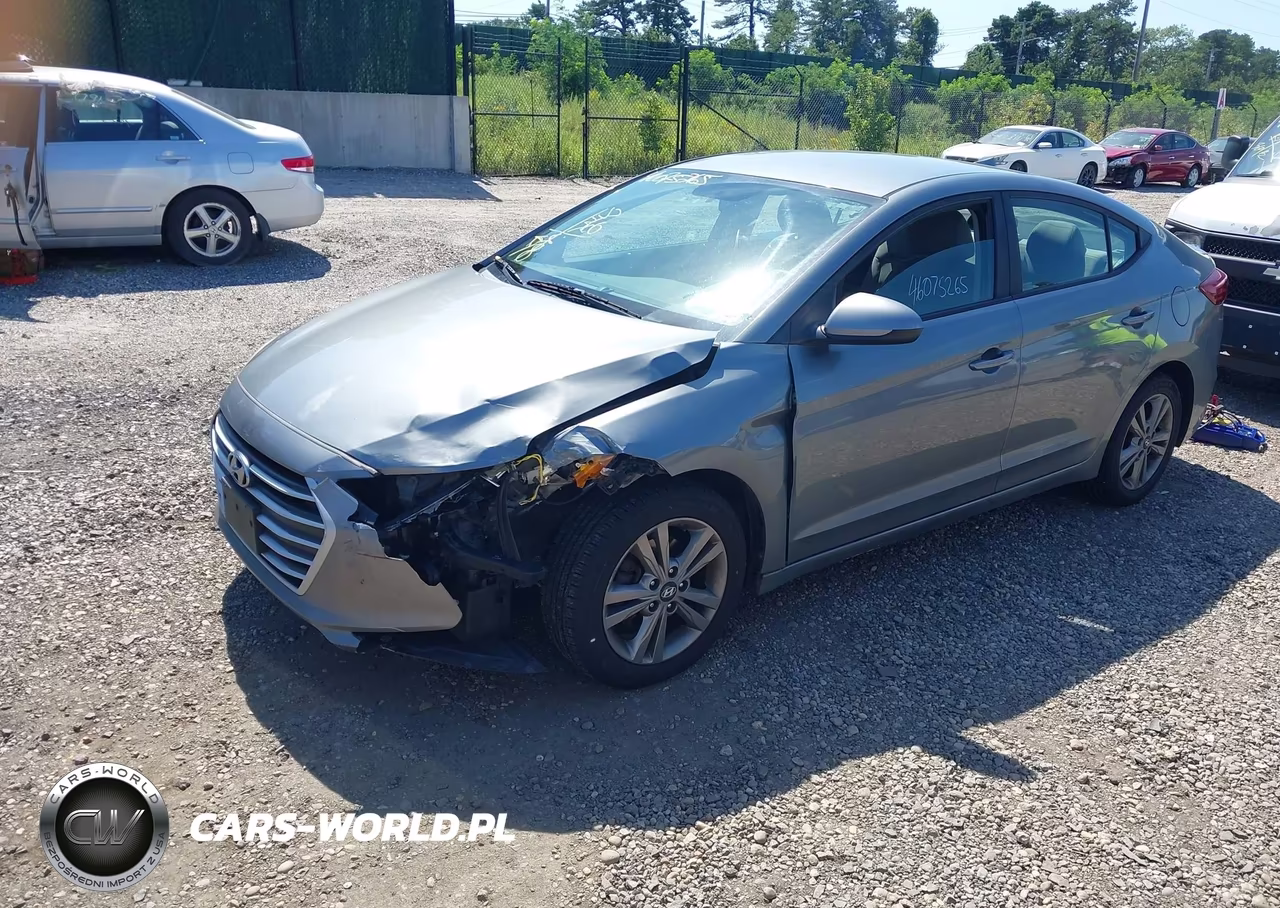 2018 Hyundai Elantra Sel VIN:KMHD84LF6JU533817 - 2