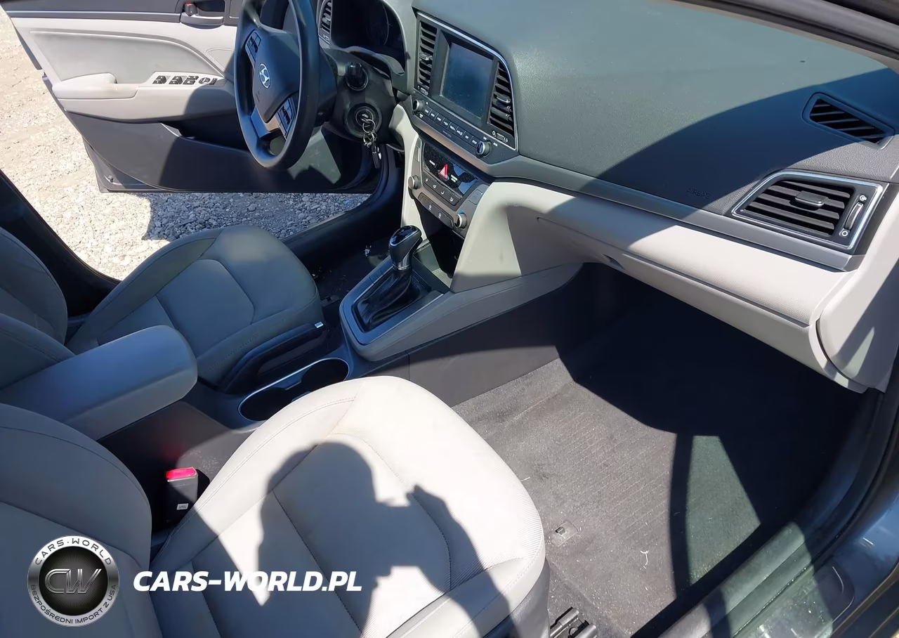 2018 Hyundai Elantra Sel VIN:KMHD84LF6JU533817 - 5