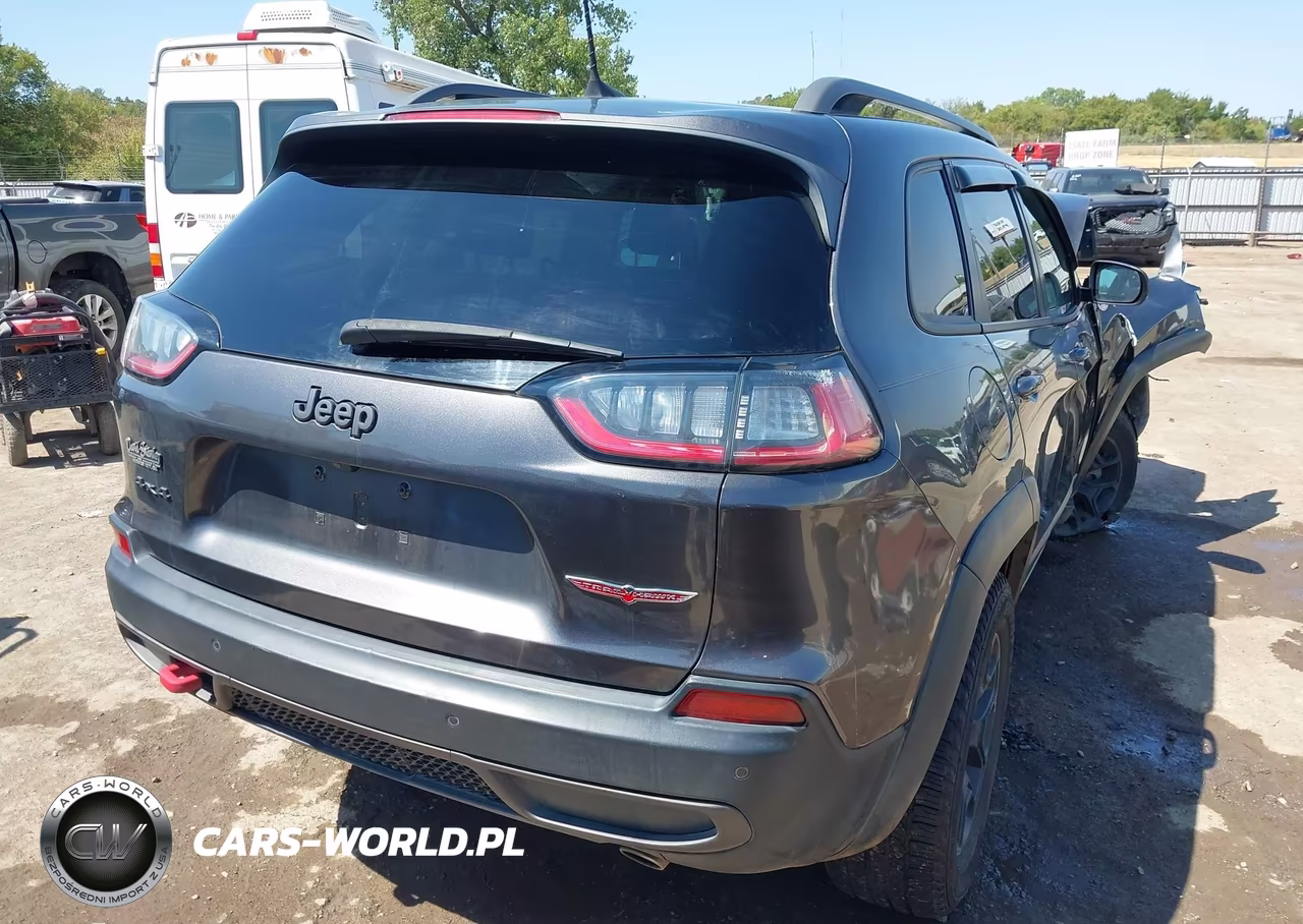 2019 Jeep Cherokee Trailhawk Elite 4X4 VIN:1C4PJMBX1KD227514 - 4