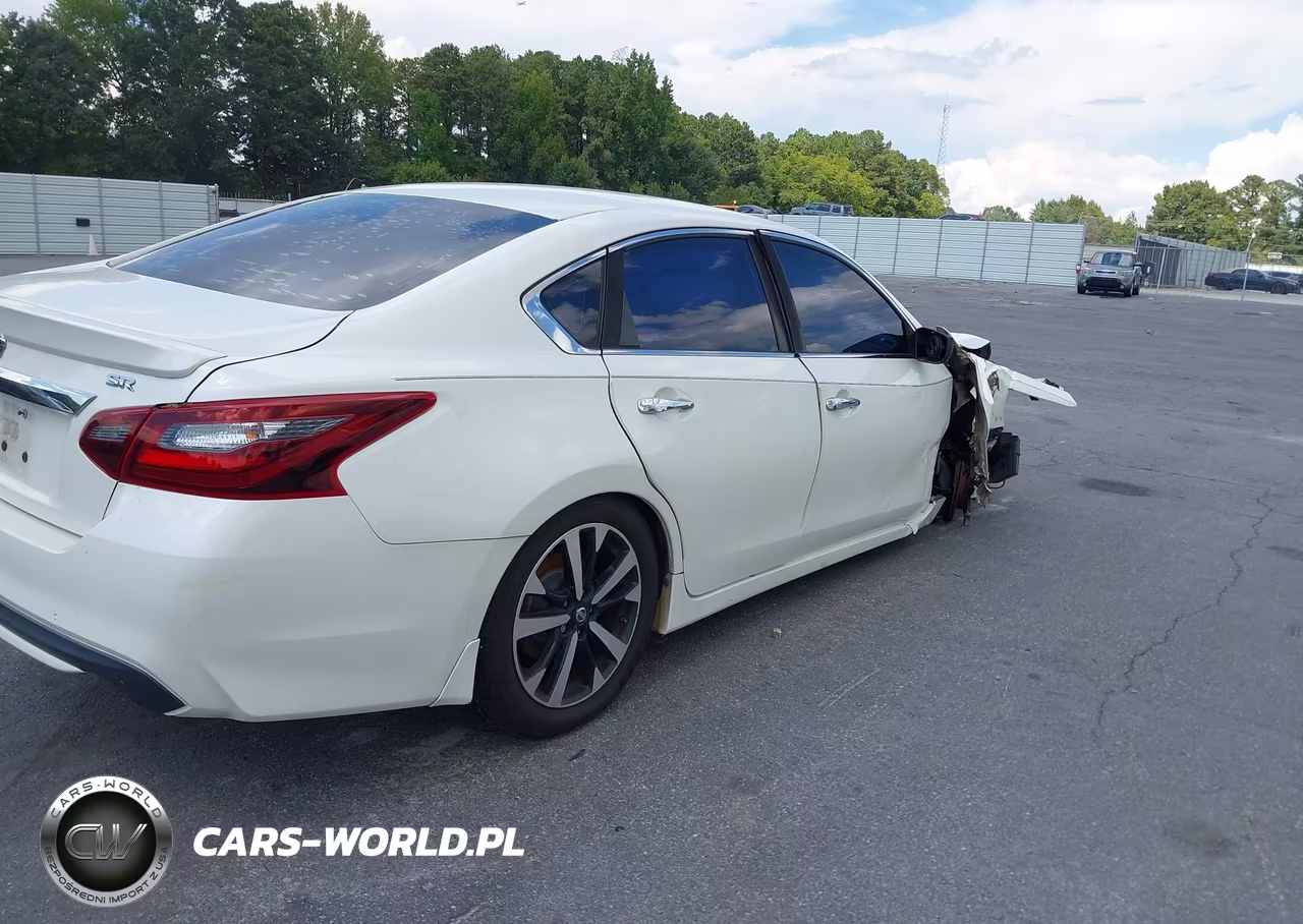 2018 Nissan Altima 2.5 Sr VIN:1N4AL3AP0JC118953 - 4