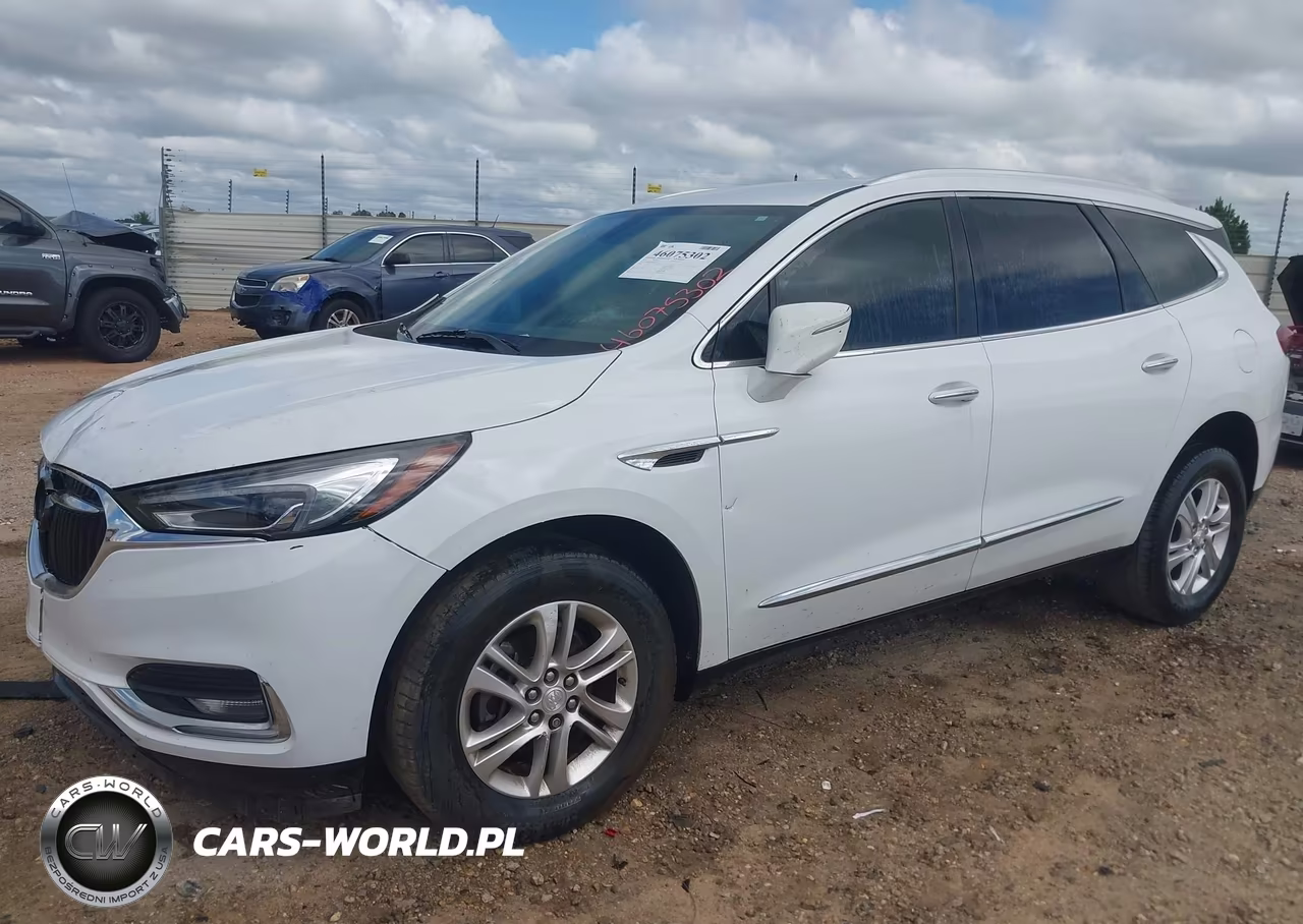 2018 Buick Enclave Essence VIN:5GAERBKW9JJ262895 - 2