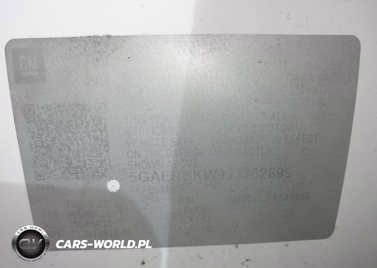 2018 Buick Enclave Essence VIN:5GAERBKW9JJ262895 - 9