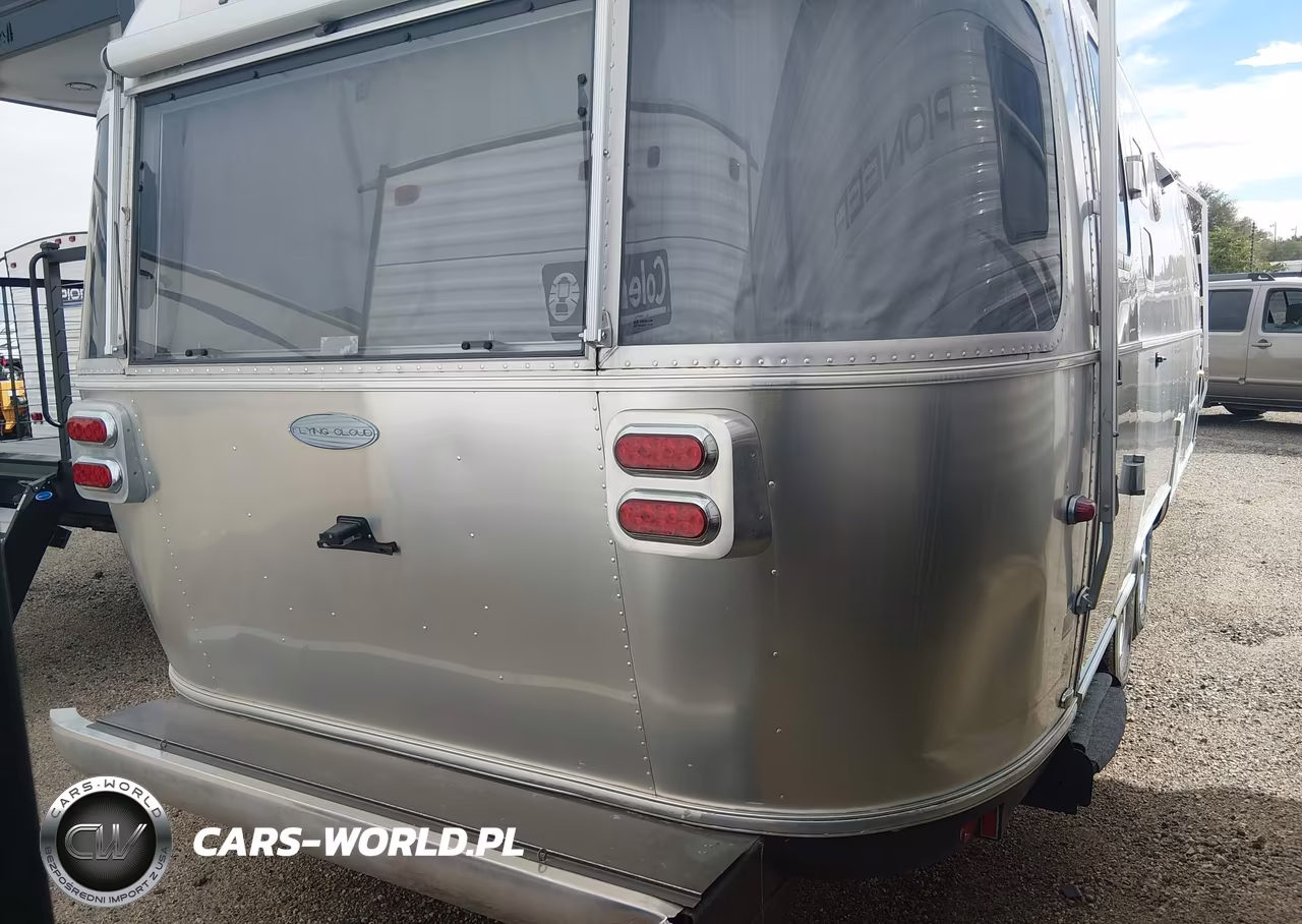 2015 Airstream Other VIN:1STT9YL29FJ531197 - 4
