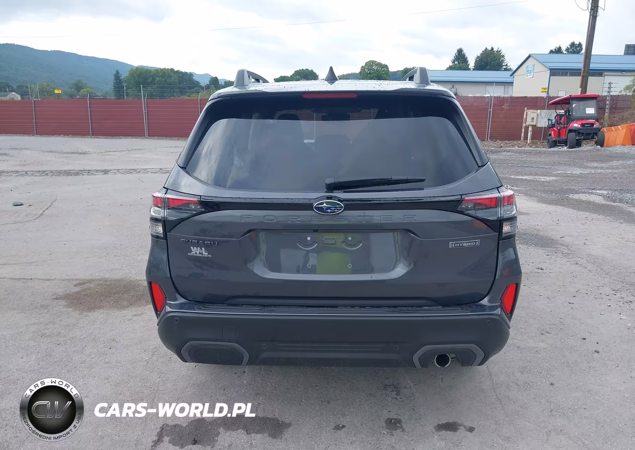 2025 Subaru Forester Limited Hybrid VIN:JF2SLSRD6SH439081 - 17