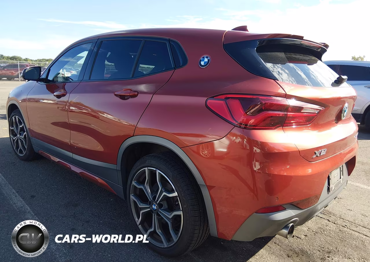 2018 BMW X2 xDrive28I VIN:WBXYJ5C34JEF71875 - 3