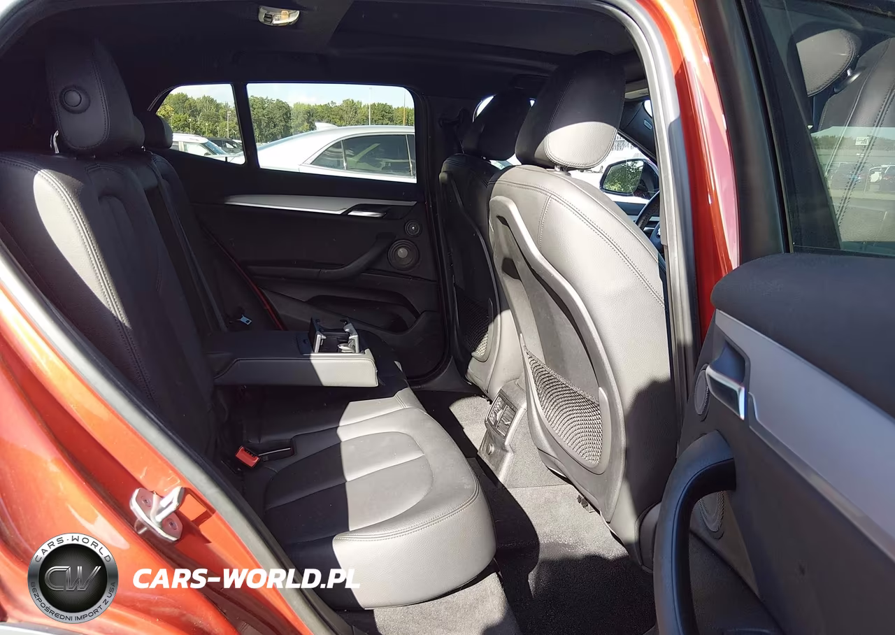 2018 BMW X2 xDrive28I VIN:WBXYJ5C34JEF71875 - 8