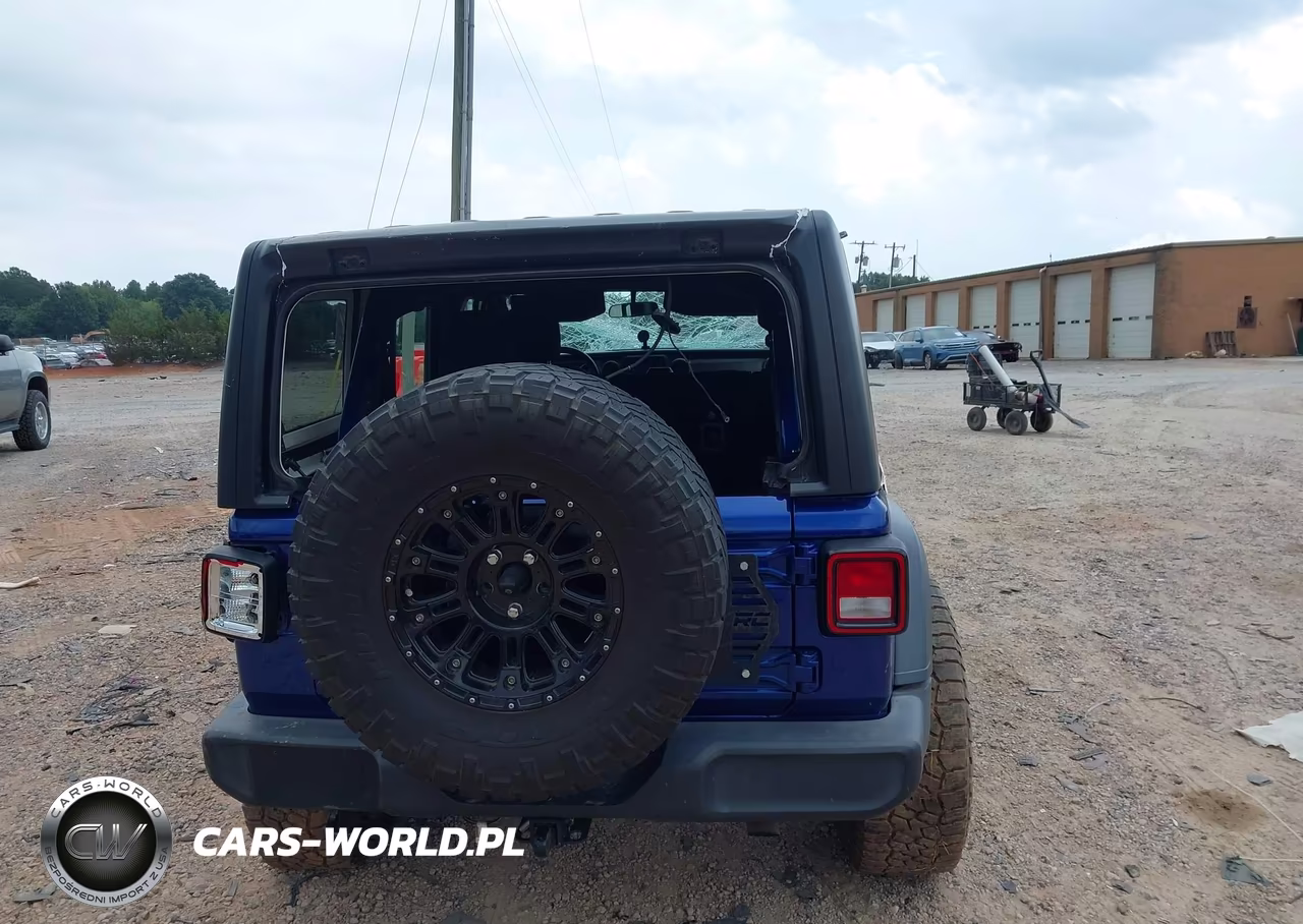 2018 Jeep Wrangler Unlimited Sport 4X4 VIN:1C4HJXDG3JW172229 - 16