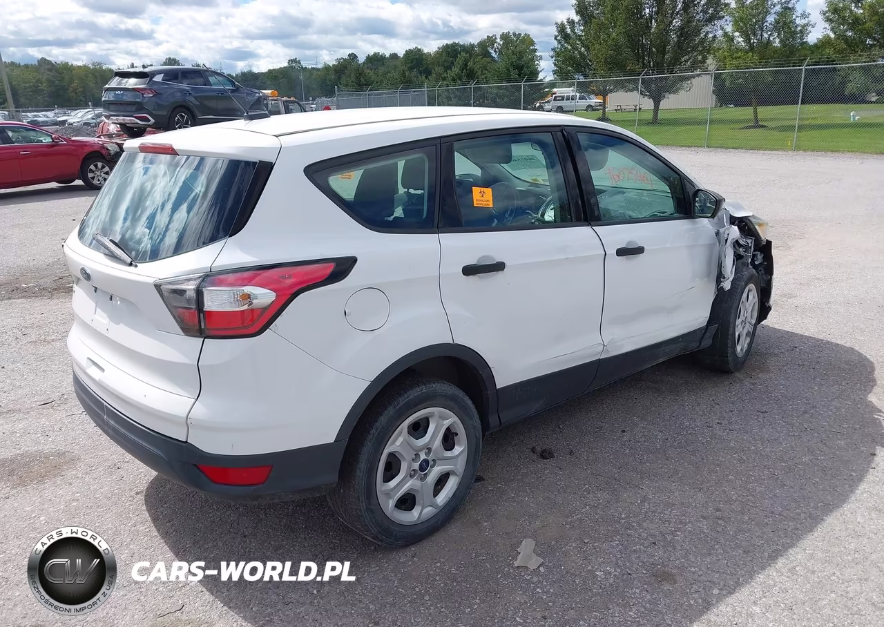 2017 Ford Escape S VIN:1FMCU0F74HUB27582 - 4
