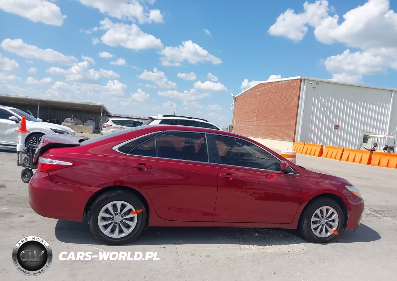 2017 Toyota Camry Le VIN:4T1BF1FK4HU813251 - 13