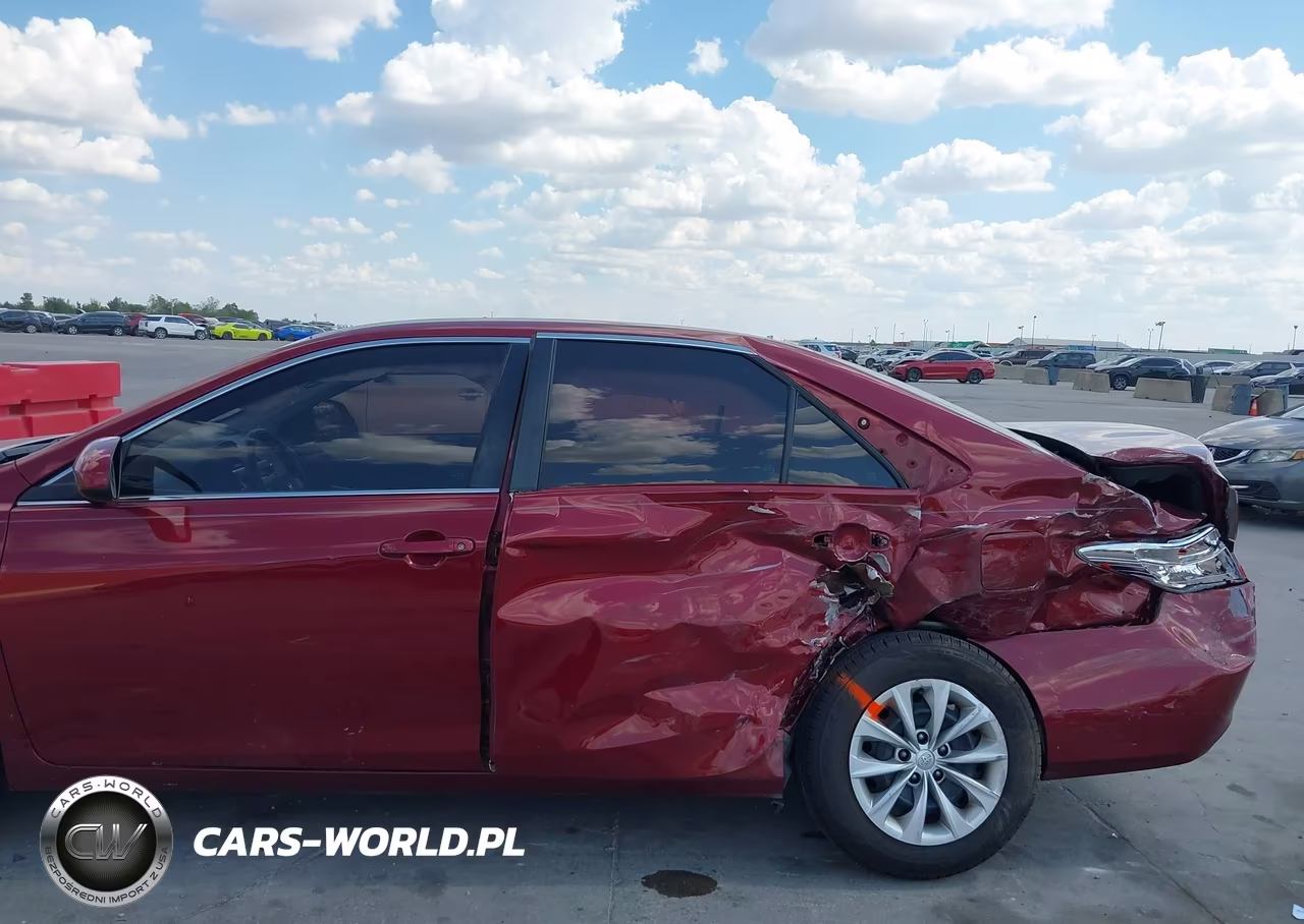2017 Toyota Camry Le VIN:4T1BF1FK4HU813251 - 6
