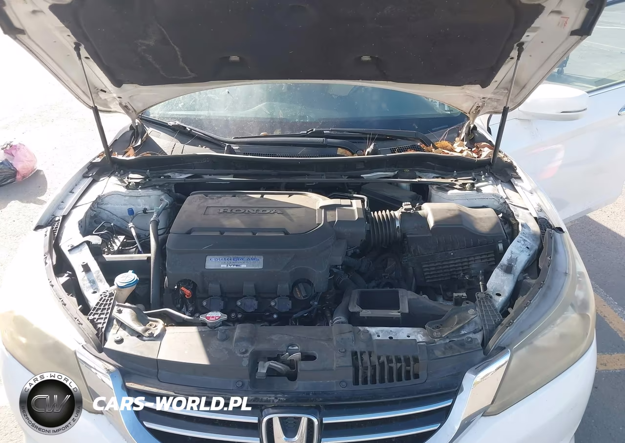 2015 Honda Accord Touring VIN:1HGCR3F99FA030757 - 10