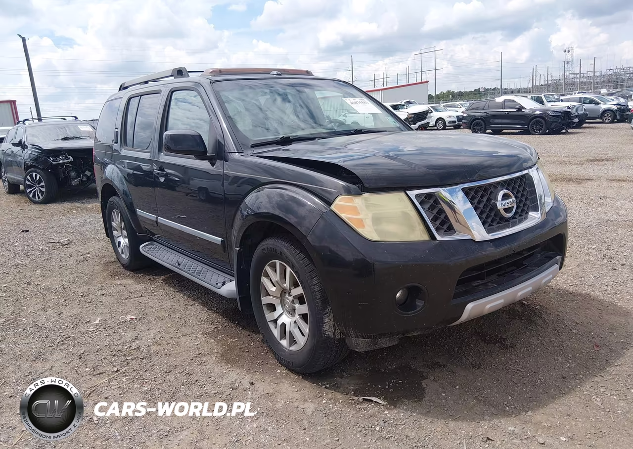2010 Nissan Pathfinder Le