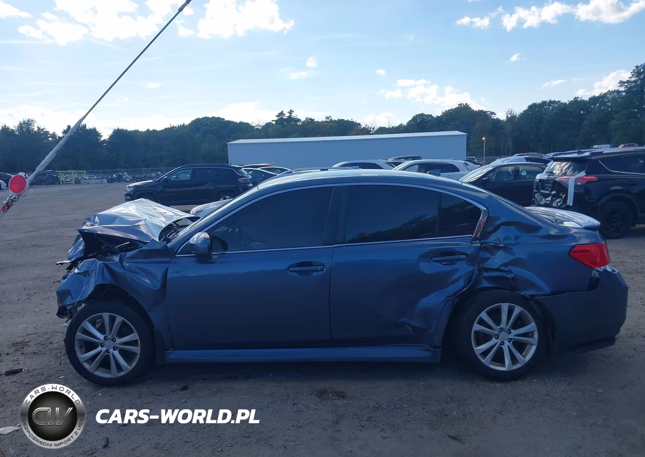 2014 Subaru Legacy 2.5I Premium VIN:4S3BMBC66E3009459 - 14