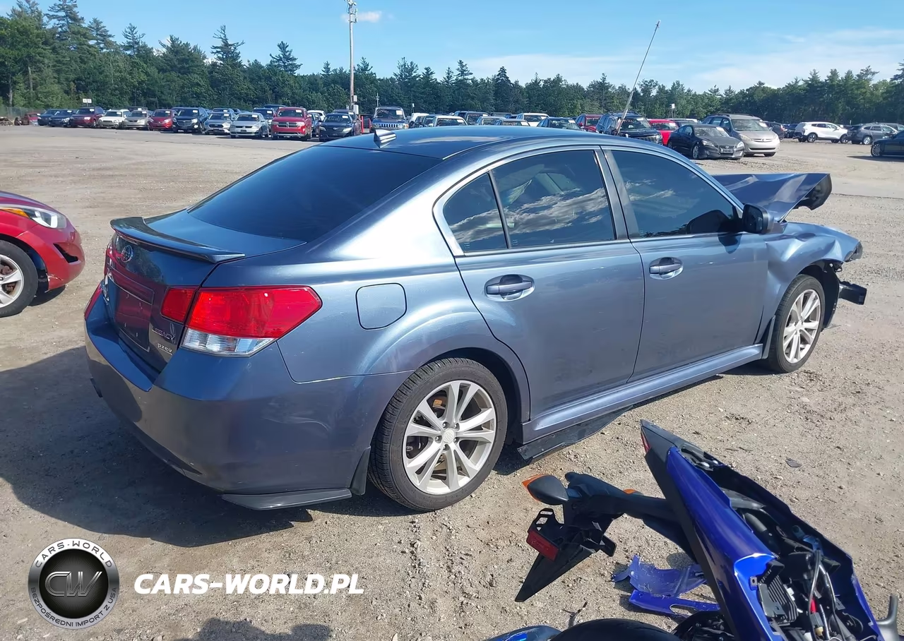 2014 Subaru Legacy 2.5I Premium VIN:4S3BMBC66E3009459 - 4