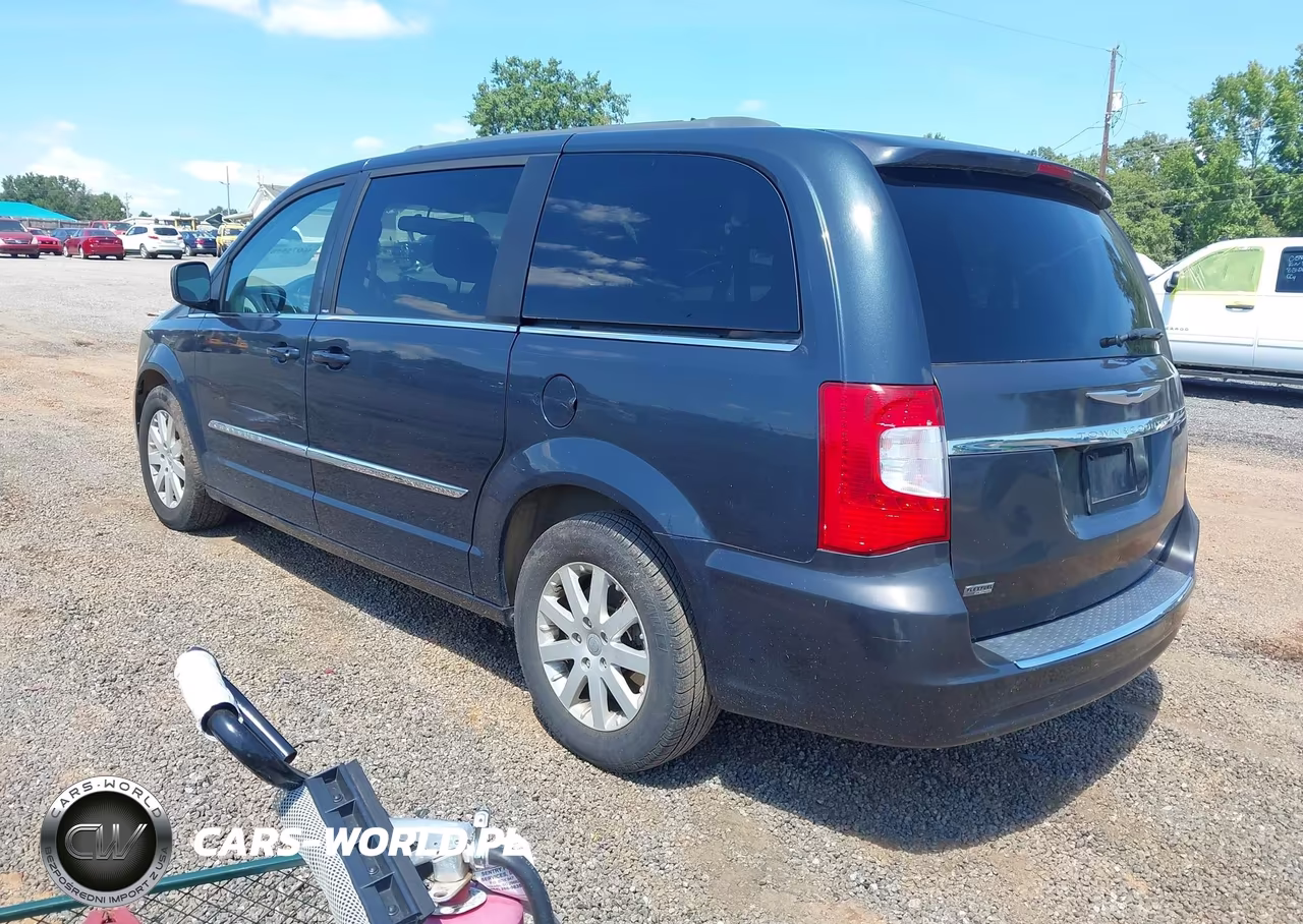 2013 Chrysler Town & Country Touring VIN:2C4RC1BG1DR744765 - 3