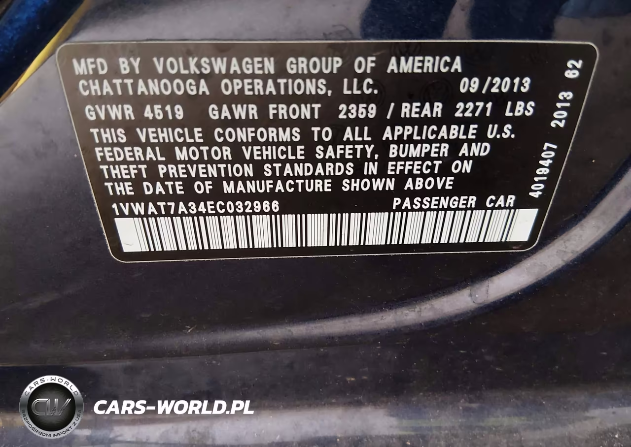 2014 Volkswagen Passat 1.8T Wolfsburg Edition VIN:1VWAT7A34EC032966 - 9