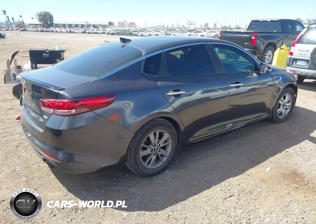 2017 Kia Optima Lx Turbo VIN:5XXGT4L18HG176239 - 4