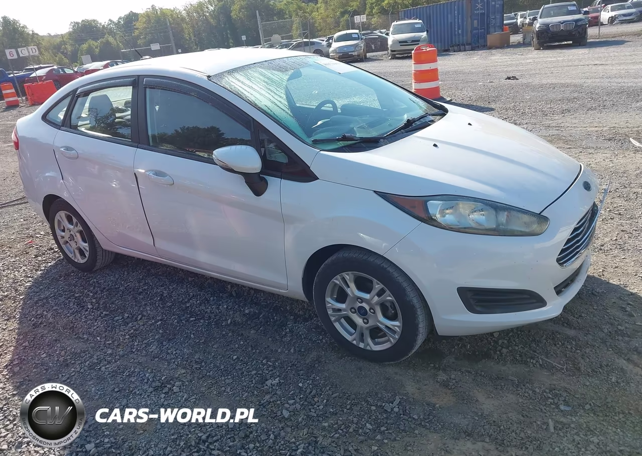 2015 Ford Fiesta Se VIN:3FADP4BJXFM160358 - 1