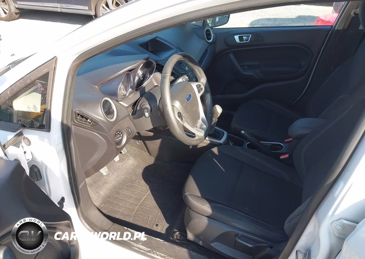 2015 Ford Fiesta Se VIN:3FADP4BJXFM160358 - 5