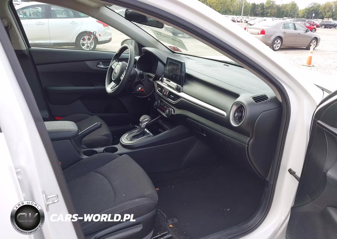 2019 Kia Forte Lxs VIN:3KPF24AD0KE036925 - 5