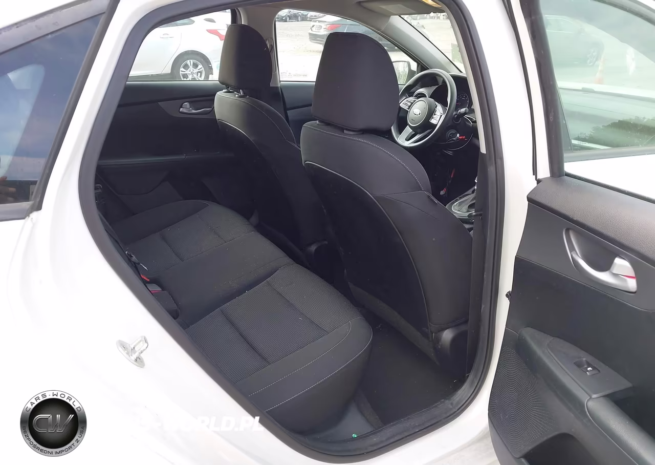 2019 Kia Forte Lxs VIN:3KPF24AD0KE036925 - 8