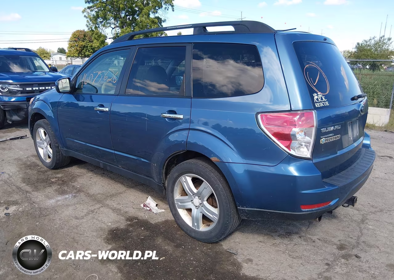 2010 Subaru Forester 2.5X Premium VIN:JF2SH6CC3AG915381 - 3
