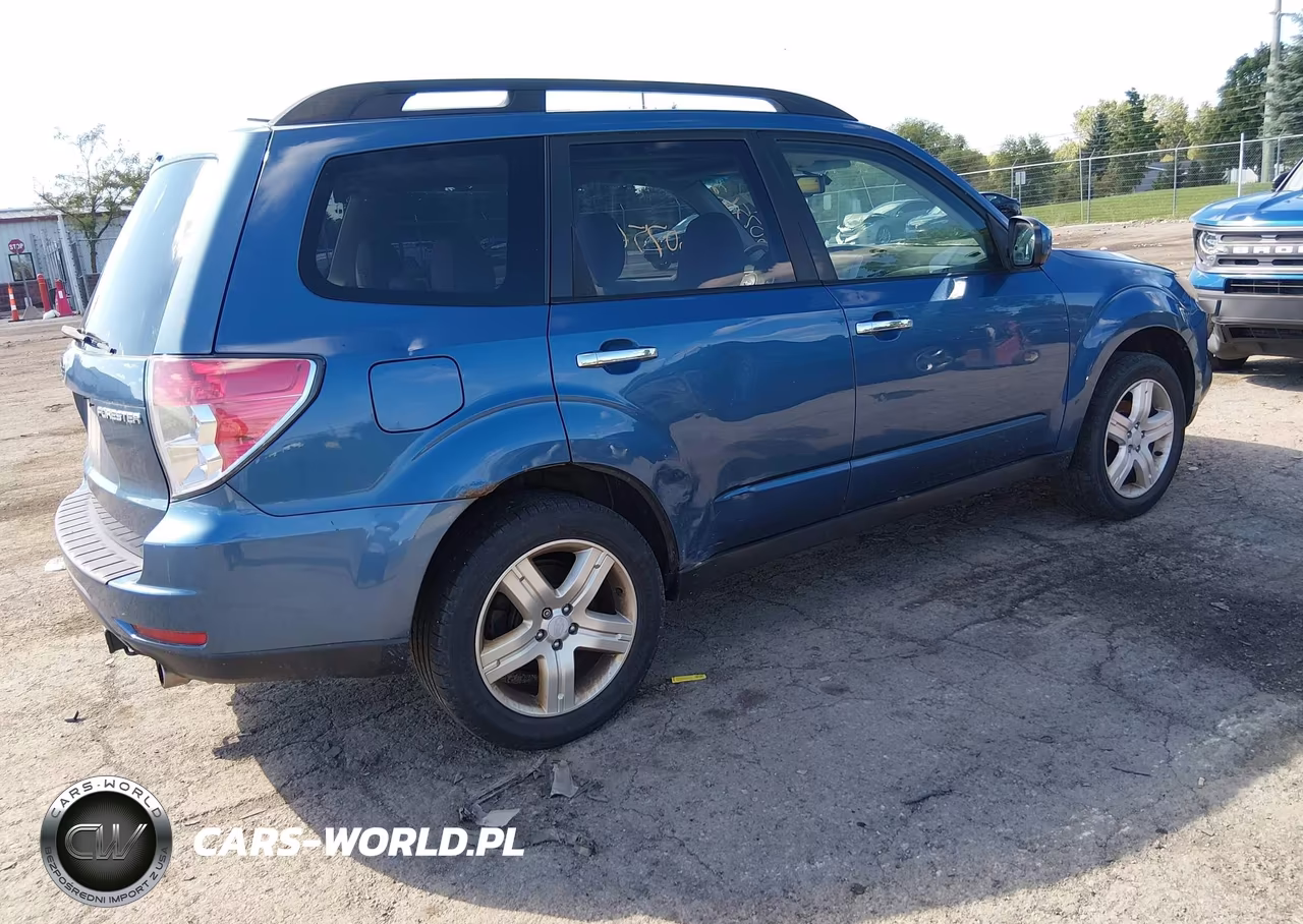 2010 Subaru Forester 2.5X Premium VIN:JF2SH6CC3AG915381 - 4