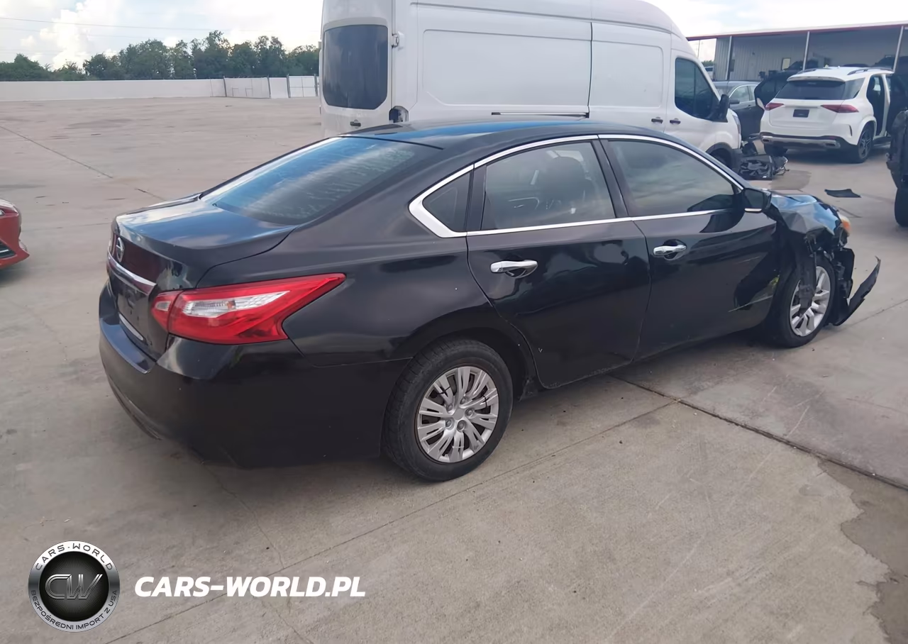 2017 Nissan Altima 2.5 S VIN:1N4AL3AP5HC254036 - 4