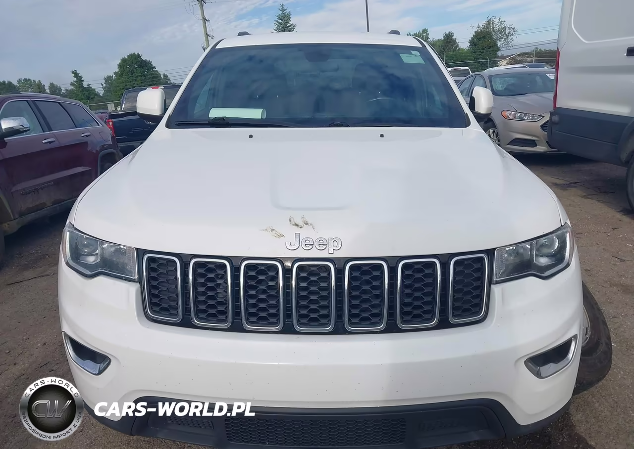 2020 Jeep Grand Cherokee Laredo E 4X4 VIN:1C4RJFAG6LC158526 - 12