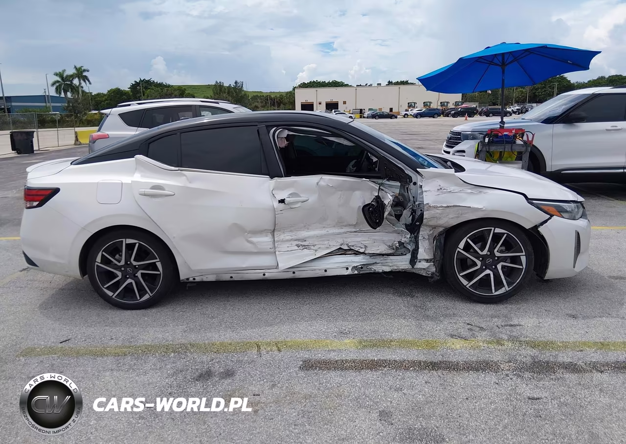 2025 Nissan Sentra Sr VIN:3N1AB8DV2SY246854 - 12