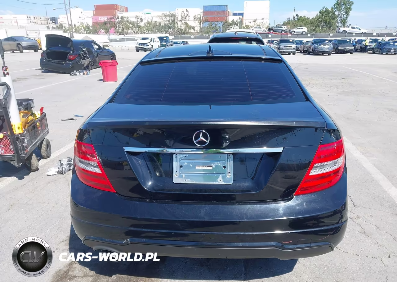 2014 Mercedes-Benz C 250 VIN:WDDGJ4HB9EG158706 - 17