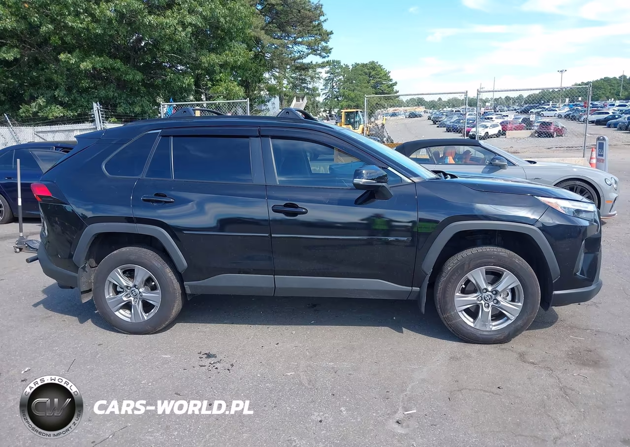 2024 Toyota Rav4 Hybrid Xle VIN:2T3RWRFV3RW199227 - 14