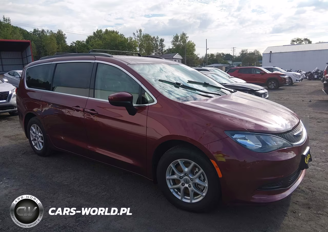 2021 Chrysler Voyager Lxi