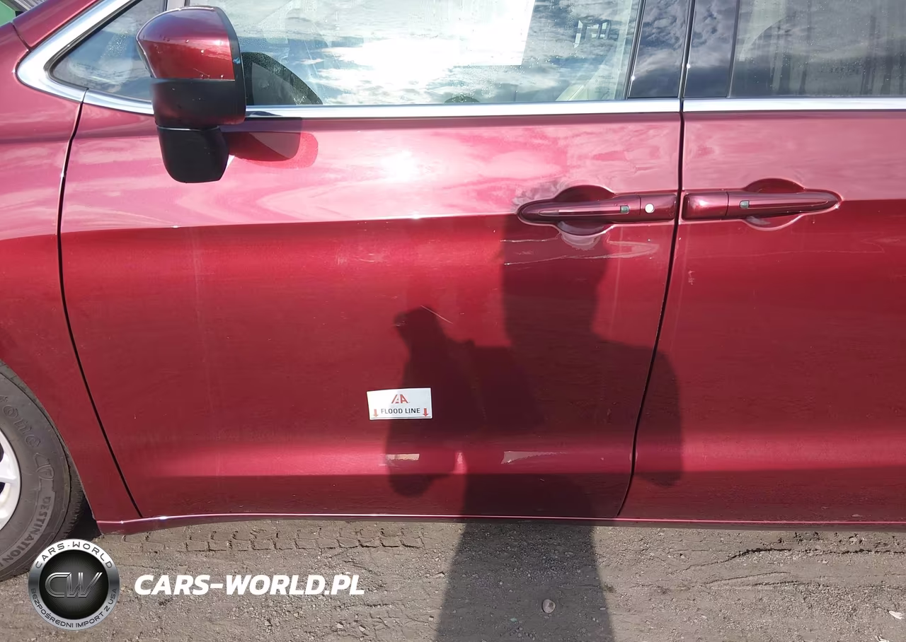 2021 Chrysler Voyager Lxi VIN:2C4RC1DG0MR549673 - 6