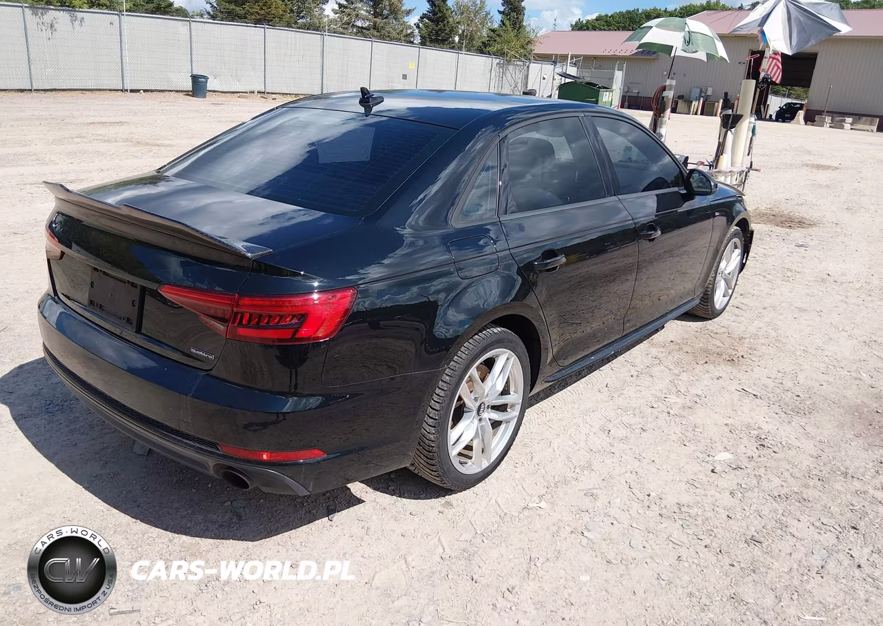 2017 Audi A4 2.0T Season Of Audi Premium VIN:WAUDNAF40HN044823 - 4