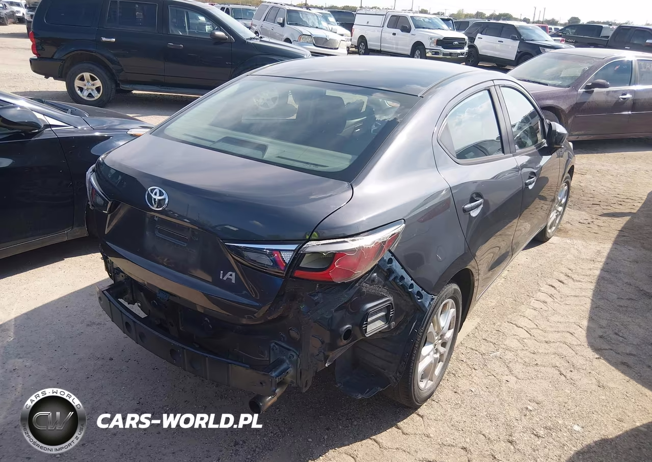 2018 Toyota Yaris Ia VIN:3MYDLBYV0JY321467 - 12