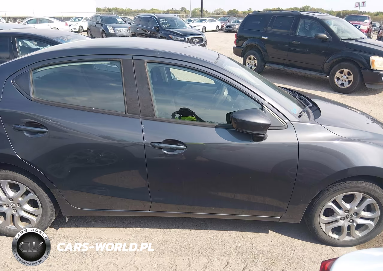 2018 Toyota Yaris Ia VIN:3MYDLBYV0JY321467 - 16