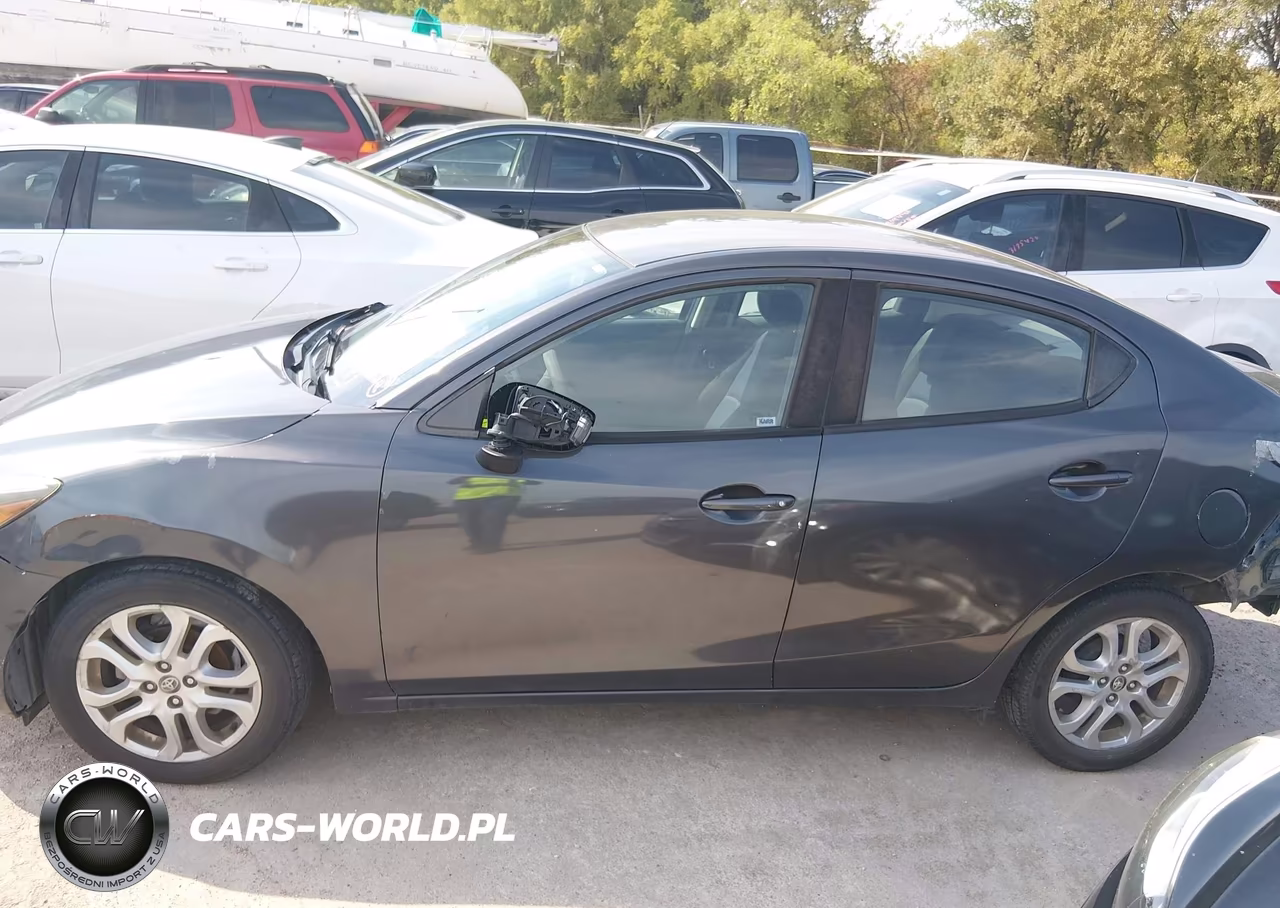 2018 Toyota Yaris Ia VIN:3MYDLBYV0JY321467 - 17
