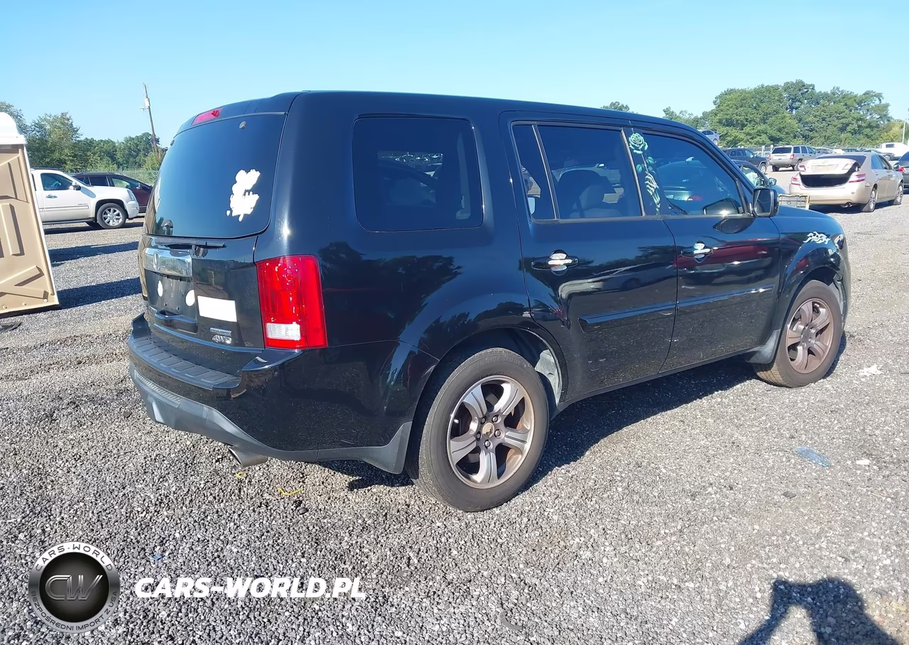2015 Honda Pilot Se VIN:5FNYF4H35FB066206 - 4