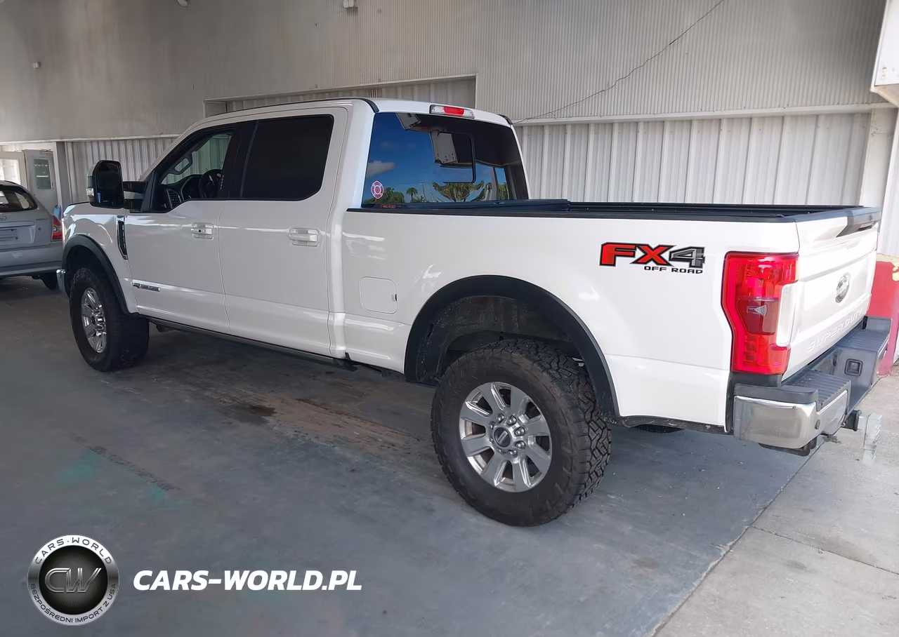 2017 Ford F-250 Lariat VIN:1FT7W2BT5HEE54341 - 3
