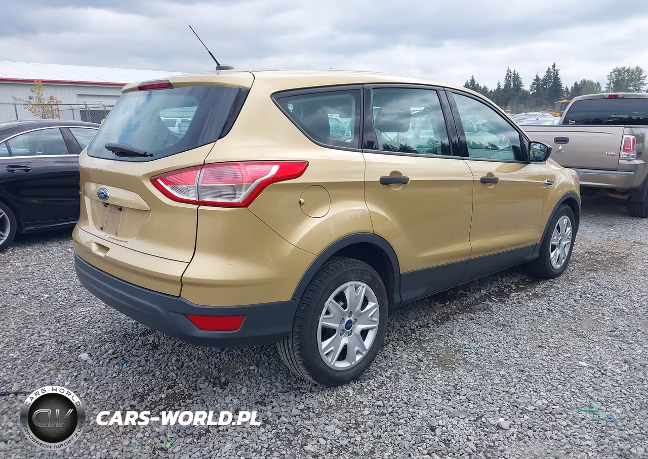 2015 Ford Escape S VIN:1FMCU0F77FUA18188 - 4