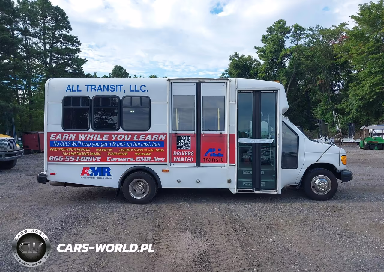2002 Ford E-450 Cutaway Standard VIN:1FDXE45F32HA90572 - 13