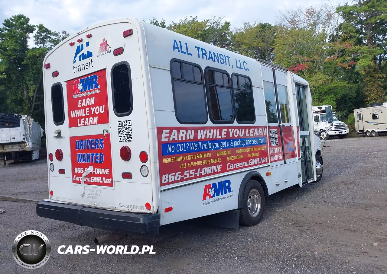 2002 Ford E-450 Cutaway Standard VIN:1FDXE45F32HA90572 - 4