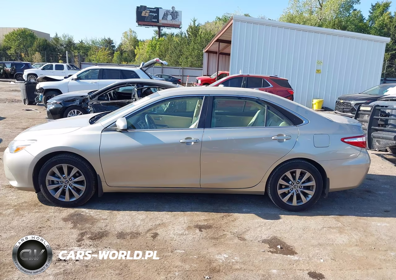 2015 Toyota Camry Xle VIN:4T4BF1FK3FR450900 - 14