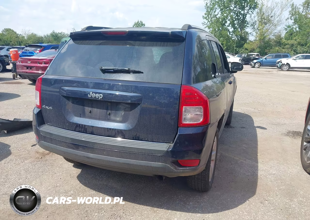 2012 Jeep Compass Sport VIN:1C4NJDBB5CD637701 - 4